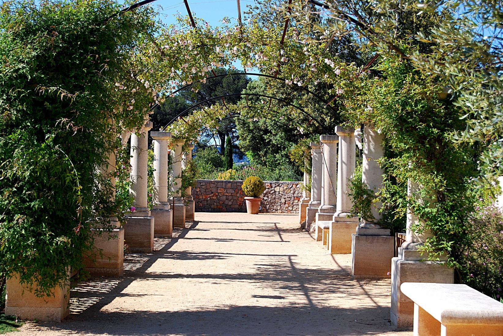 VISITE COMMENTEE : UN JARDIN, SEPT AMBIANCES, POUR UN VOYAGE HORS DU TEMPS